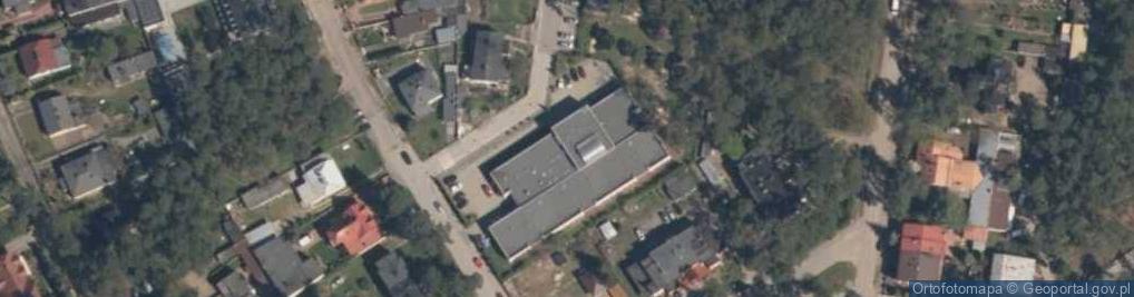 Zdjęcie satelitarne Przedszkole Publiczne nr 4 w Łasku Kolumnie