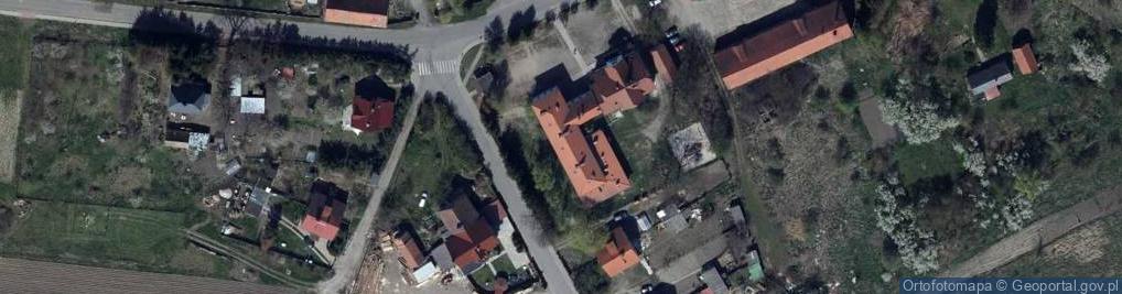 Zdjęcie satelitarne Publiczna Szkoła Podstawowa im Jana Brzechwy w Chotkowie