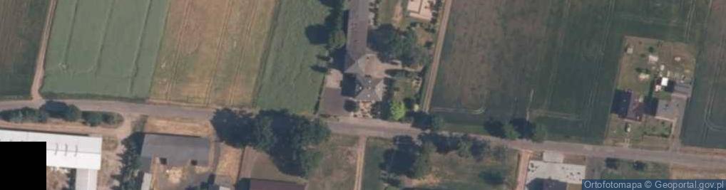 Zdjęcie satelitarne Publiczna Szkoła Podstawowa z Oddziałami Przedszkol w Kujakowicach Dol i Przedszkolnym Oddz Zamiejscowym w Łowkowicach