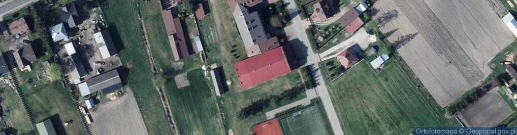 Zdjęcie satelitarne Publiczne Gimnazjum im Powstańców Styczniowych w Rossoszu
