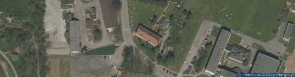 Zdjęcie satelitarne Publiczne Przedszkole im Jana Brzechwy w Ujeździe