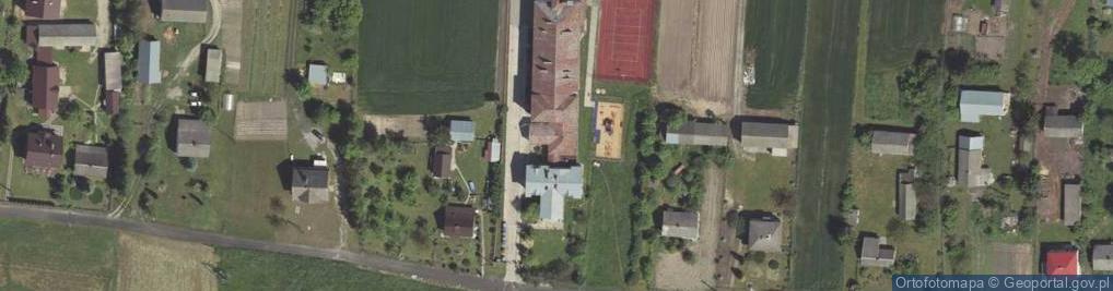 Zdjęcie satelitarne Publiczne Przedszkole w Krupem