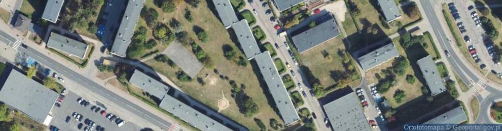 Zdjęcie satelitarne Puhp Ari Auto Renotank Instal Przyłucki Edmund Hippner Lucyna