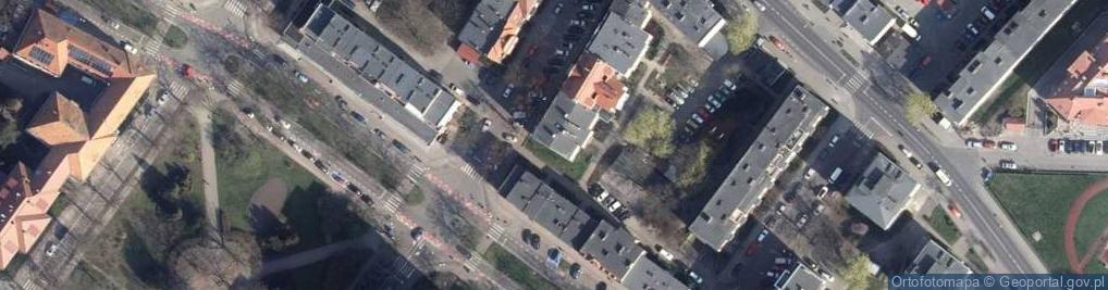 Zdjęcie satelitarne Redakcja Dwutygodnika Miejskiego Koło Brzegu Banaś Bogumiła