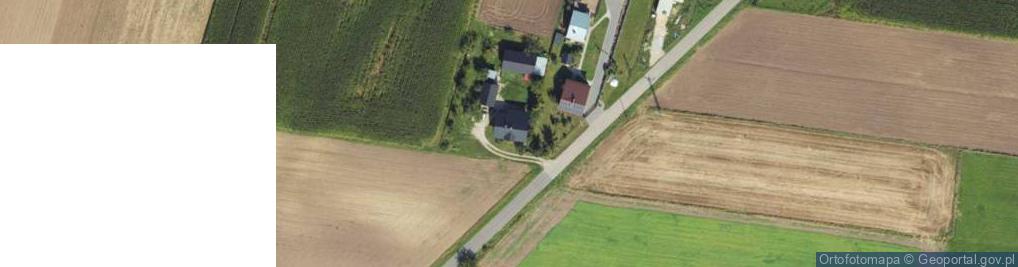 Zdjęcie satelitarne Refit Barbara Kubaczkowska