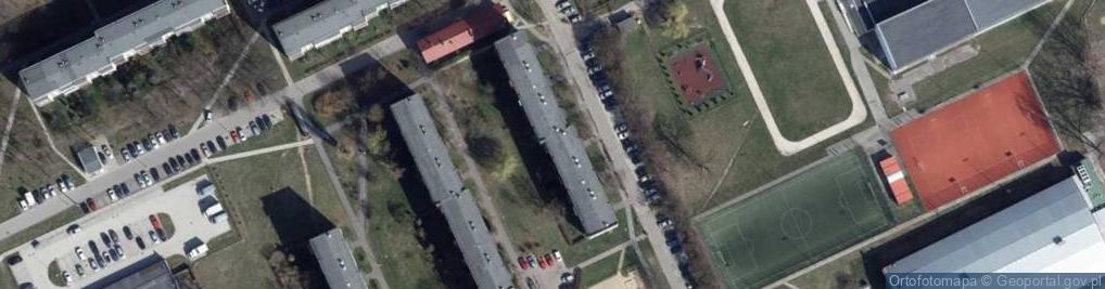 Zdjęcie satelitarne Robert Paweł Karpiński Szkoła-Klub Sztuk Walki Warrior Oraz Centrum Sportu i Rekreacji