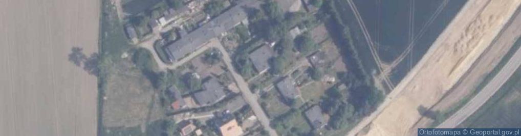 Zdjęcie satelitarne Ryszard Kowzan Obsługa Bydła, Prace Polowe Związane z Produkcją Zwierzęcą i Roślinną