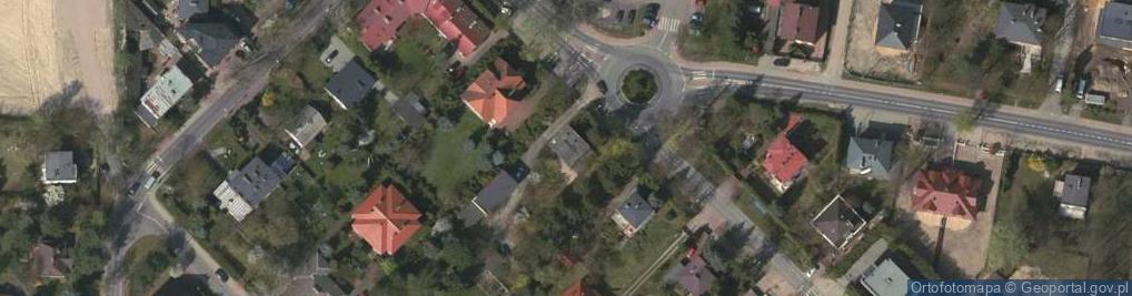 Zdjęcie satelitarne Ryszard Kretowicz, `Topsi` 05-816 Michałowice ul.Raszyńska 6