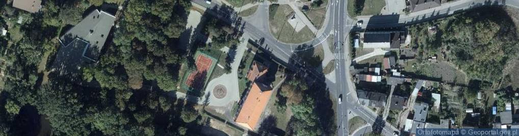 Zdjęcie satelitarne Samorządowy Zespół Ekonomiczno Administracyjny Szkół w Gniewkowie