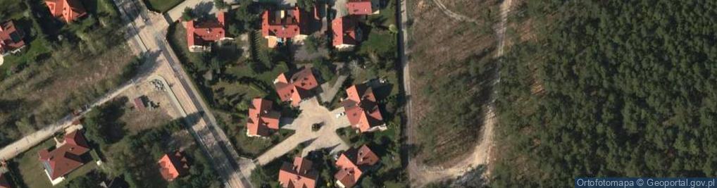 Zdjęcie satelitarne Simply Oriental