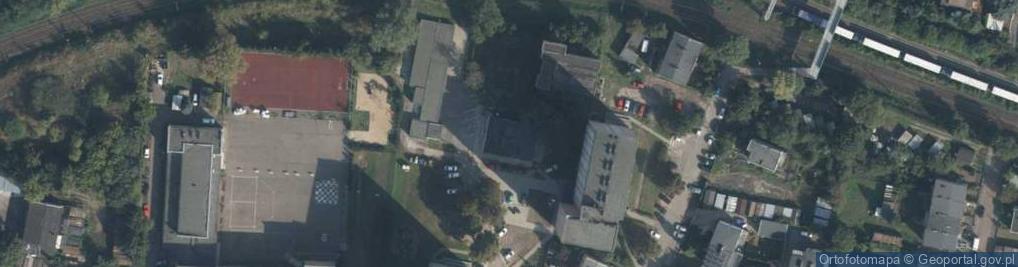 Zdjęcie satelitarne Sklep Ogólnospożywczy Vena Plus Irena Sosnowska Bronisław Sosnowski Stanisława Kołodziejczak Ewa Jaworska 61 465 Poznań ul św Szczepana nr 7