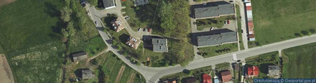 Zdjęcie satelitarne Spółdzielnia Mieszkaniowa Osiedle Pom w Szczucinie