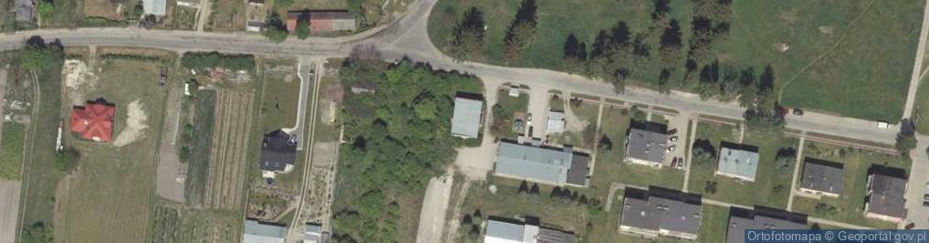Zdjęcie satelitarne Spółdzielnia Mieszkaniowa w Mazanowie [ w Likwidacji