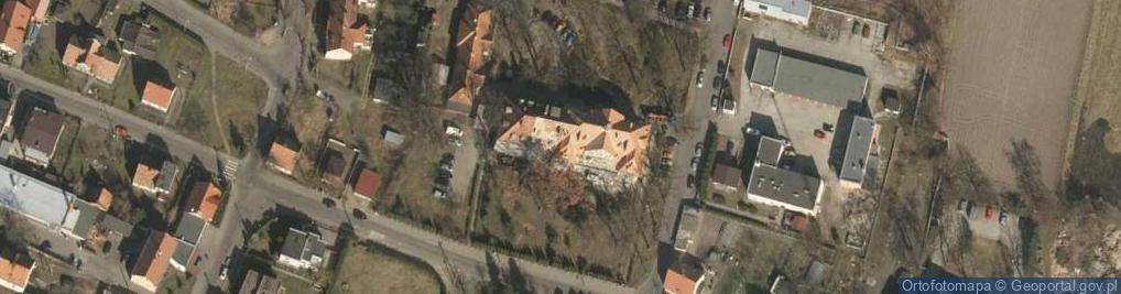 Zdjęcie satelitarne Stowarz., Wołów
