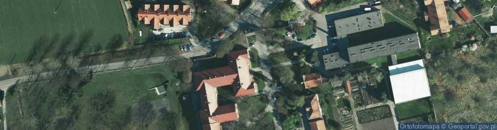 Zdjęcie satelitarne Stowarzyszenie Absolwentów Szkoły Rolniczej w Czernichowie