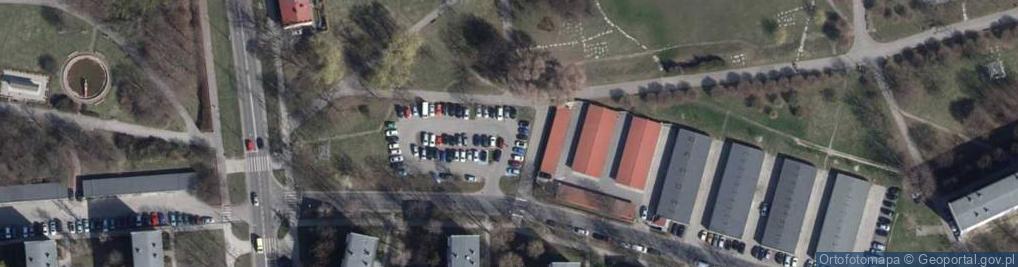 Zdjęcie satelitarne Stowarzyszenie Użytkowników Parkingu "Liliput" przy ul.Tatrzańskiej 92 A w Łodzi