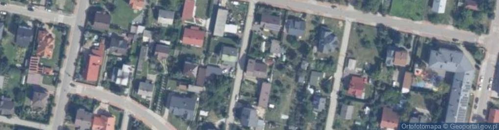 Zdjęcie satelitarne Studio Video Młoda Para