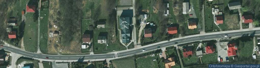 Zdjęcie satelitarne Szkoła Podstawowa im Kornela Makuszyńskiego w Jaśkowicach