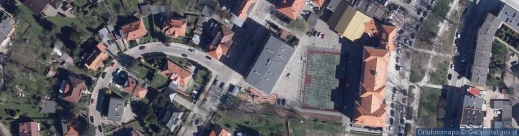 Zdjęcie satelitarne Szkoła Podstawowa nr 1 im Kawalerów Orderu Uśmiechu