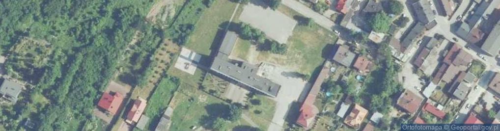 Zdjęcie satelitarne Szkoła Podstawowa nr 2 im Komisji Edukacji Narodowej w Jędrzejowie
