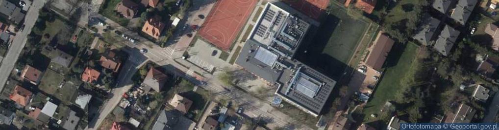 Zdjęcie satelitarne Szkoła Podstawowa nr 2 im Żołnierzy Ak II Rejonu Celków w Markach