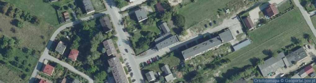 Zdjęcie satelitarne Szkoła Podstawowa w Łopusznie