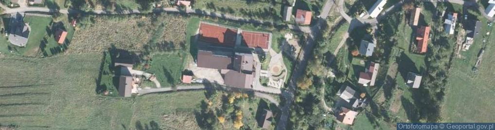 Zdjęcie satelitarne Szkoła Podstawowa w Nieledwi