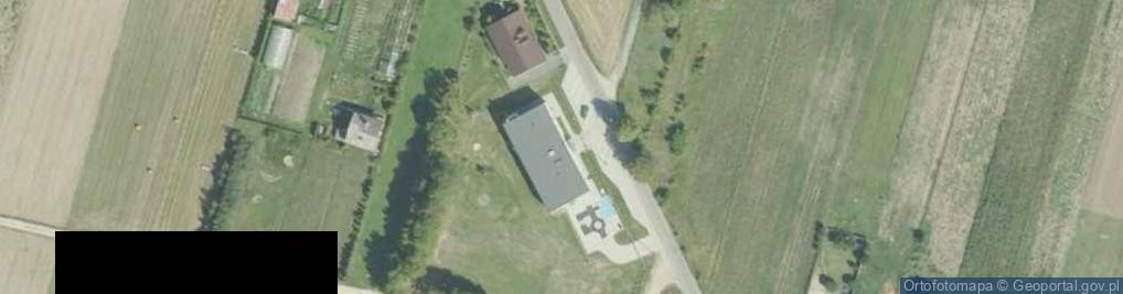 Zdjęcie satelitarne Szkoła Podstawowa w Starochęcinach