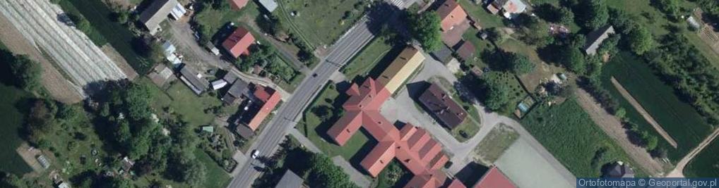 Zdjęcie satelitarne Szkoła Podstawowa w Warnicach