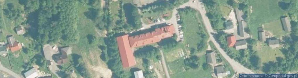 Zdjęcie satelitarne Szkoła Podstawowa w Woźnikach