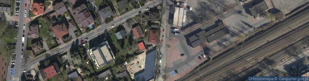 Zdjęcie satelitarne T H w International Trade