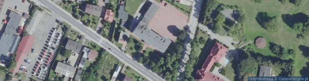 Zdjęcie satelitarne Technikum nr 9 w Bodzentynie