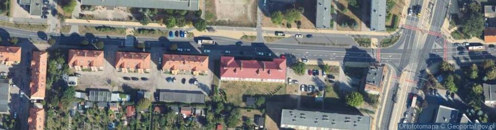 Zdjęcie satelitarne Tomaszek Maciej Lutomski