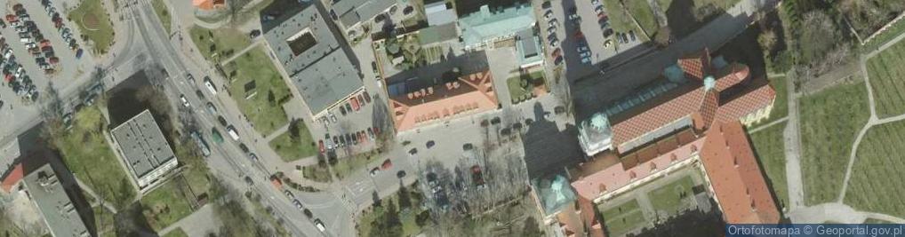 Zdjęcie satelitarne Towarzystwo Boskiego Zbawiciela, Dom Zakonny