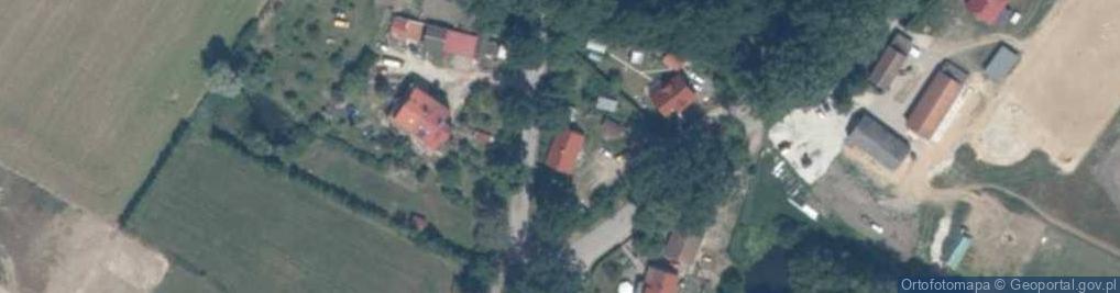 Zdjęcie satelitarne Towarzystwo Unieszewian Bardzo Aktywnych