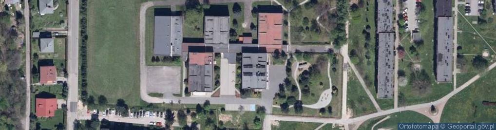 Zdjęcie satelitarne Uczniowski Klub Sportowy Dycha