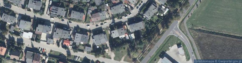 Zdjęcie satelitarne Uni Mat