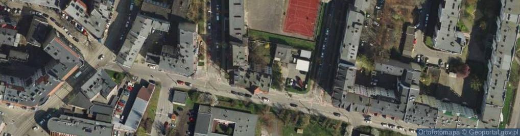 Zdjęcie satelitarne Unikom