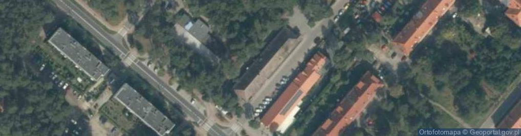 Zdjęcie satelitarne Usługi Dla Ludności