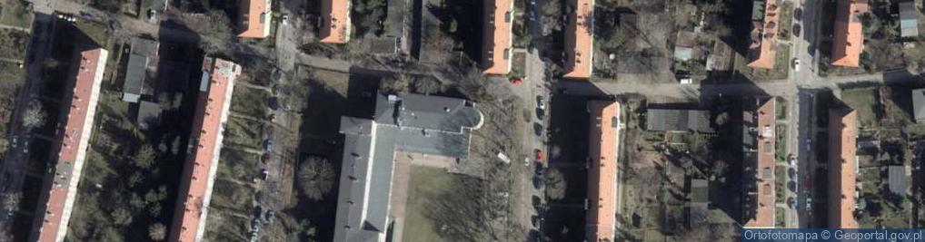 Zdjęcie satelitarne VII Liceum Ogólnokształcące im K K Baczyńskiego w Szczecinie
