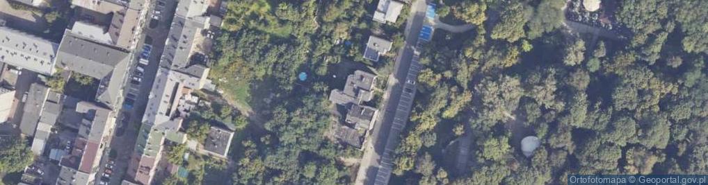 Zdjęcie satelitarne w i B