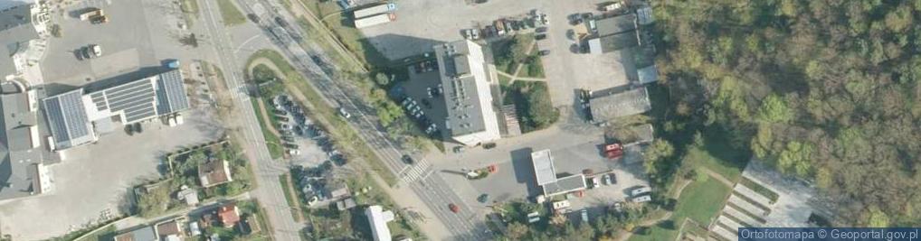 Zdjęcie satelitarne Wspólnota Mieszkaniowa Kaniowczyków 16 w Puławach