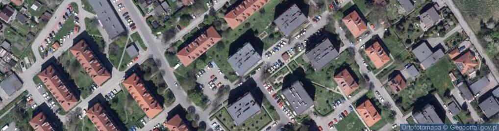 Zdjęcie satelitarne Wspólnota Mieszkaniowa Nieruchomości przy ul.Stalmacha 1 w Knurowie