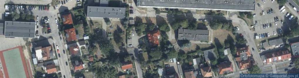 Zdjęcie satelitarne Wspólnota Mieszkaniowa nr 135 ul.Kazimierza Pułaskiego 4 72-100 Goleniów