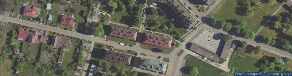 Zdjęcie satelitarne Wspólnota Mieszkaniowa nr 5 przy ul.Parkowej w Rejowcu Fabrycznym