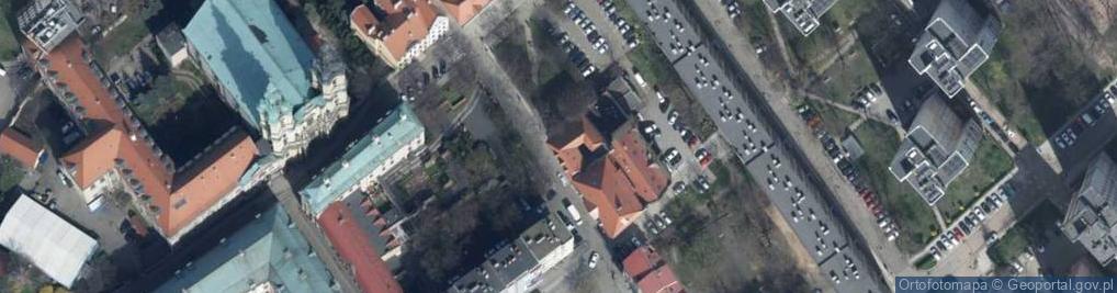 Zdjęcie satelitarne Wspólnota Mieszkaniowa Orła Białego 4