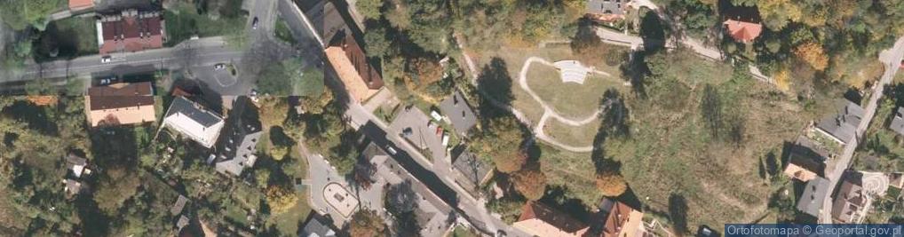 Zdjęcie satelitarne Wspólnota Mieszkaniowa przy PL.Zdrojowym nr 6 w Jedlinie-Zdroju