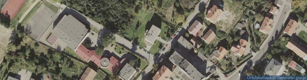 Zdjęcie satelitarne Wspólnota Mieszkaniowa przy ul.9 Maja nr 12 w Pieszycach