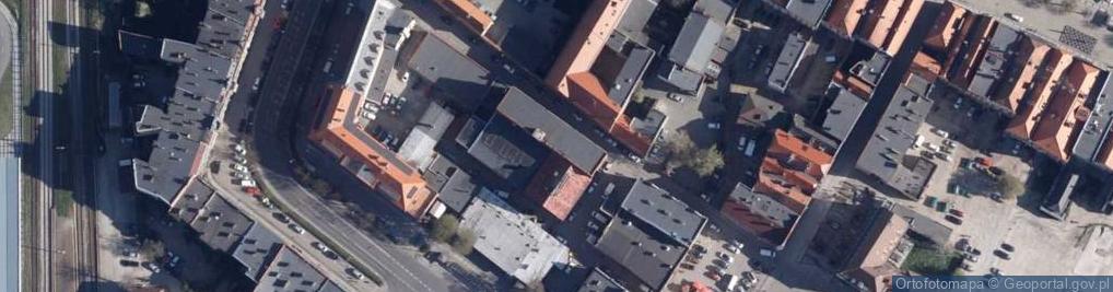 Zdjęcie satelitarne Wspólnota Mieszkaniowa przy ul.Adama Mickiewicza nr 33 w Żarowie