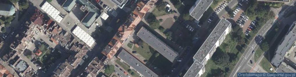 Zdjęcie satelitarne Wspólnota Mieszkaniowa przy ul.Emilii Gierczak 8-11 w Kołobrzegu